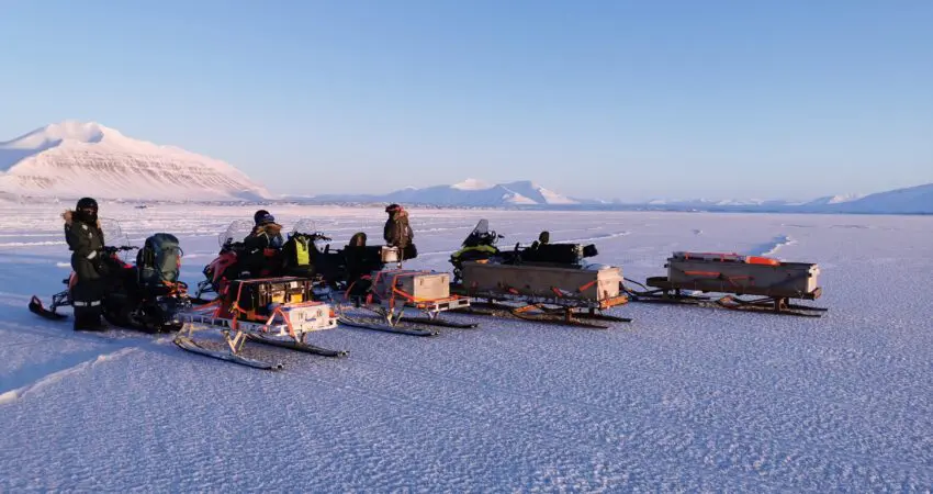 Van Keulenfjorden snowmobile