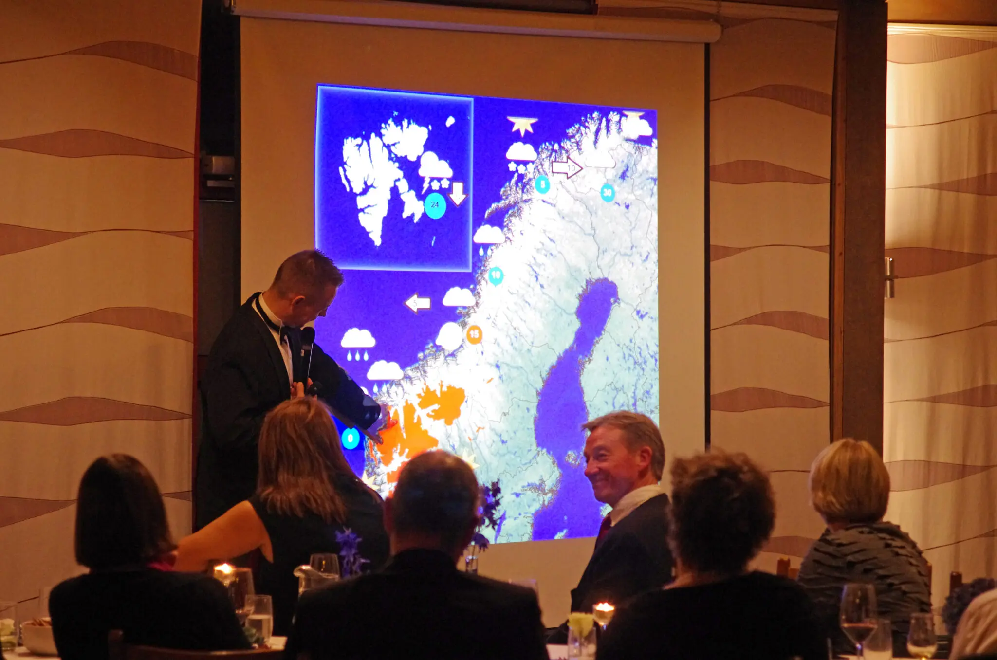 Head of the observatory, Fred Sigernes, at the UNIS 20th anniversary.